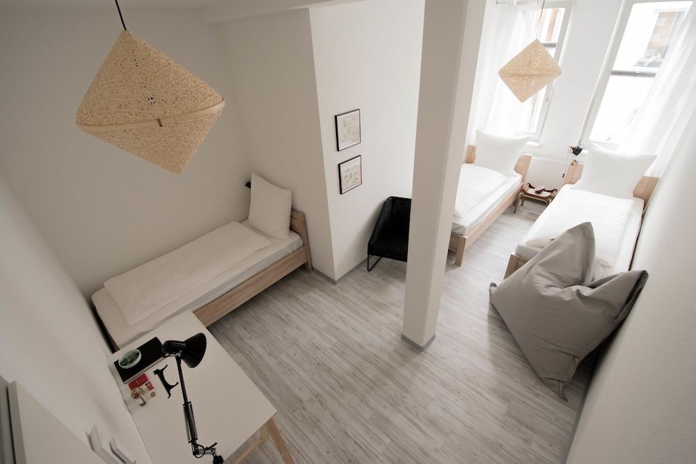 Altstadt Suite Deluxe Condo, 3 Bedrooms, Patio, Beachfront 9