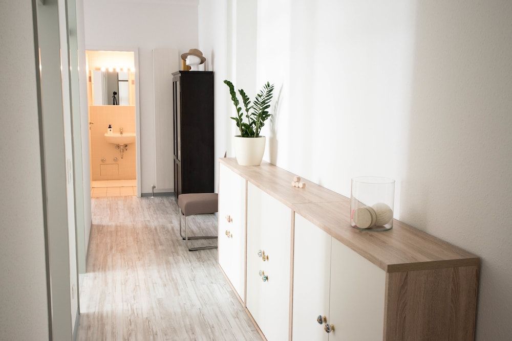 Altstadt Suite Deluxe Condo, 3 Bedrooms, Patio, Beachfront 10