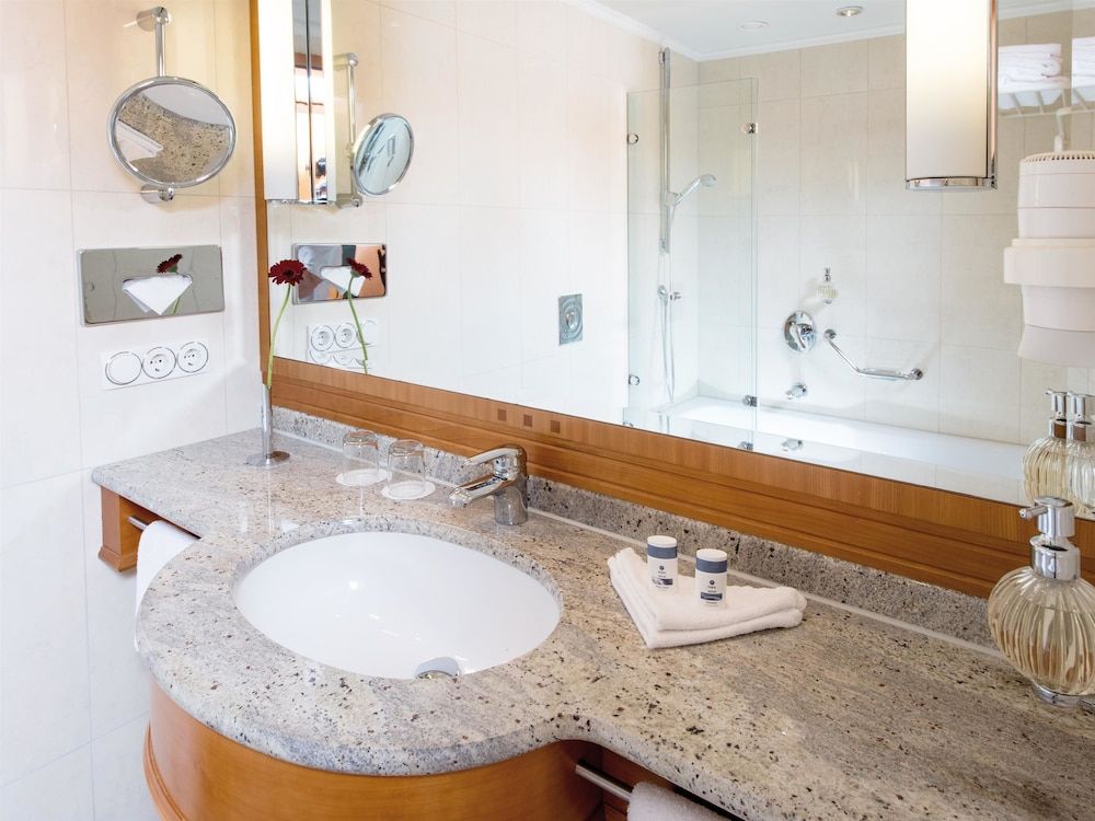 A-ROSA Strandidyll Heringsdorf Standard Double Room (Town View) 3