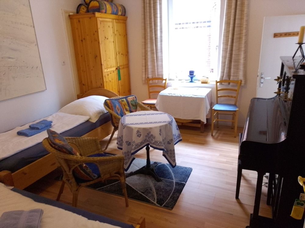 Haus Apportin Twin Room 4