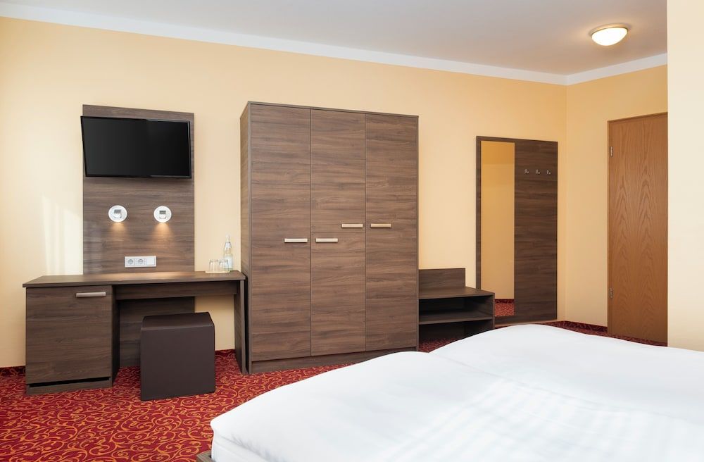 Double Room, 1 Double Bed