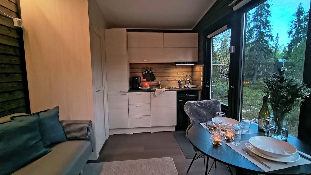 Lapland Fell Village Chalet, Valley View 16