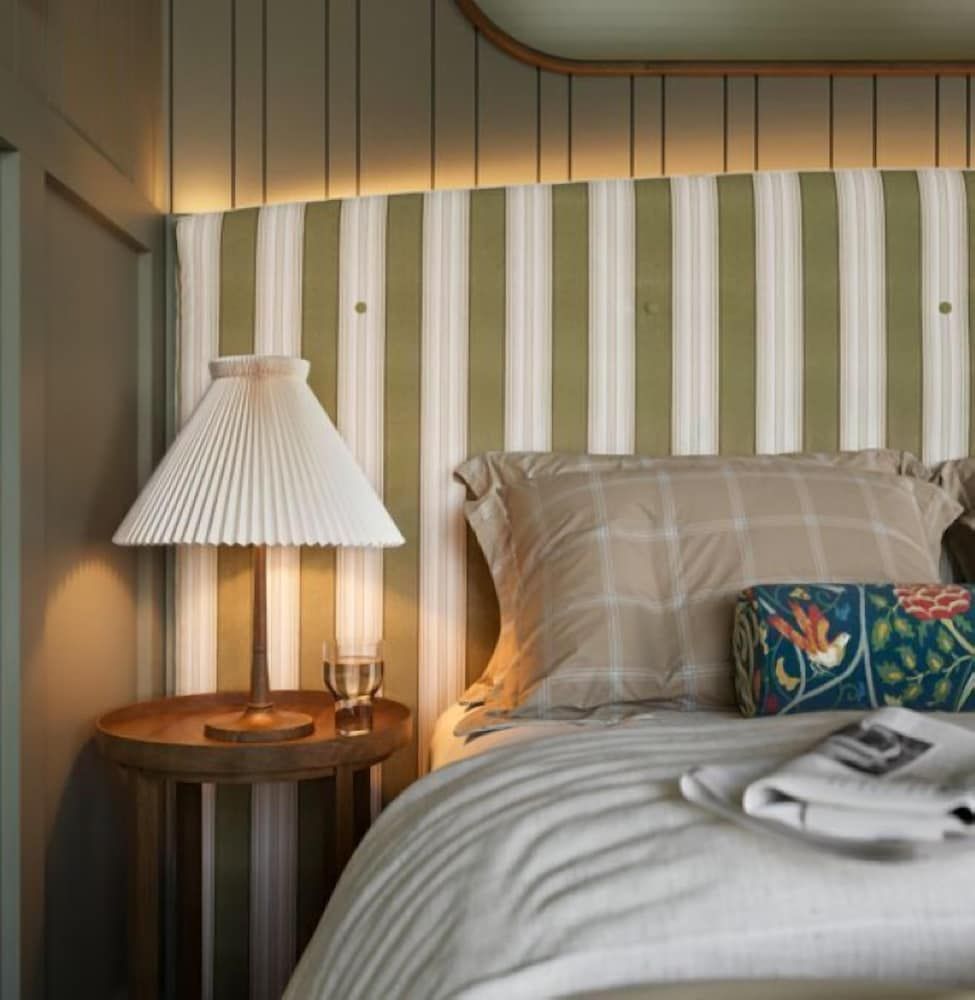 Aino Private Island Hotel River Suite 4