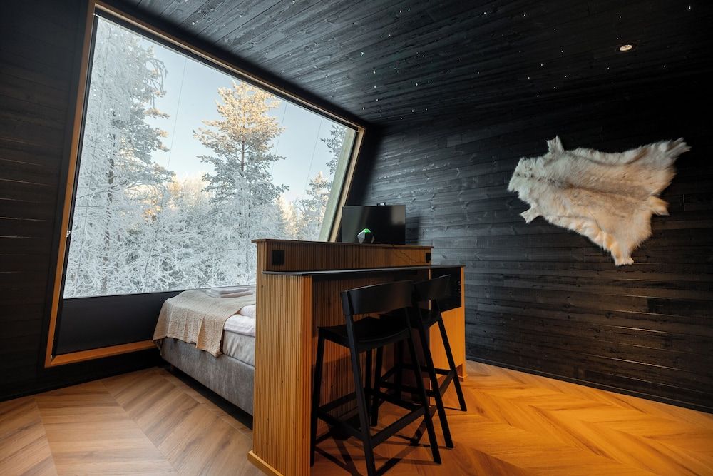 Lapland Glow Chalets Glow Spa Chalets with Jacuzzi 5