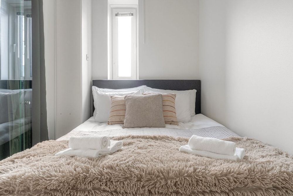 Topaasi - Nokia Arena by Come in Superior Studio, 1 Queen Bed with Sofa bed, Kitchen, City View 3