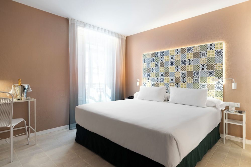 Axel Hotel Valencia – Adults Only Standard Room 4