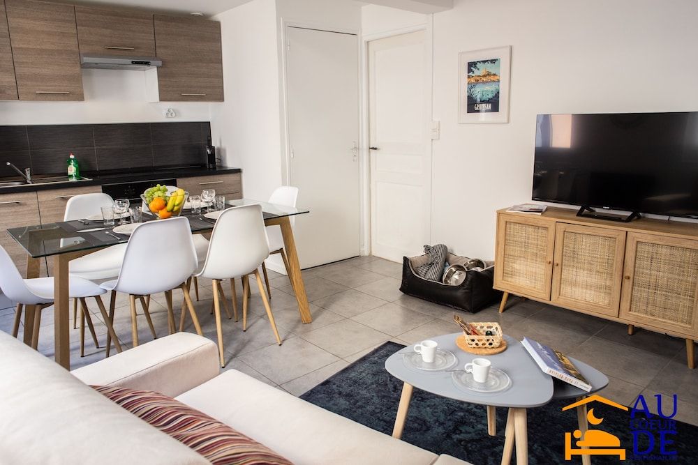 Au Coeur de Perpignan Comfort Apartment, 2 Bedrooms, Non Smoking, Private Bathroom - 2nd floor 7