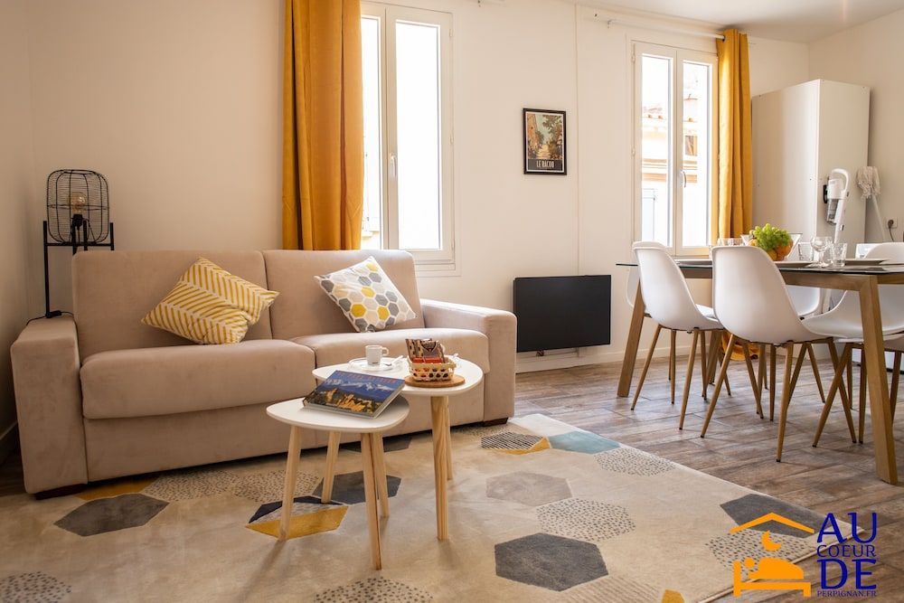 Au Coeur de Perpignan Family Apartment, 2 Bedrooms, Non Smoking, Private Bathroom - 3rd floor 2