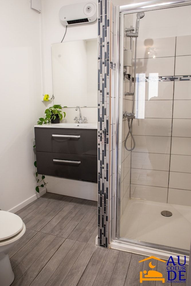 Au Coeur de Perpignan Family Apartment, 2 Bedrooms, Non Smoking, Private Bathroom - 3rd floor 13