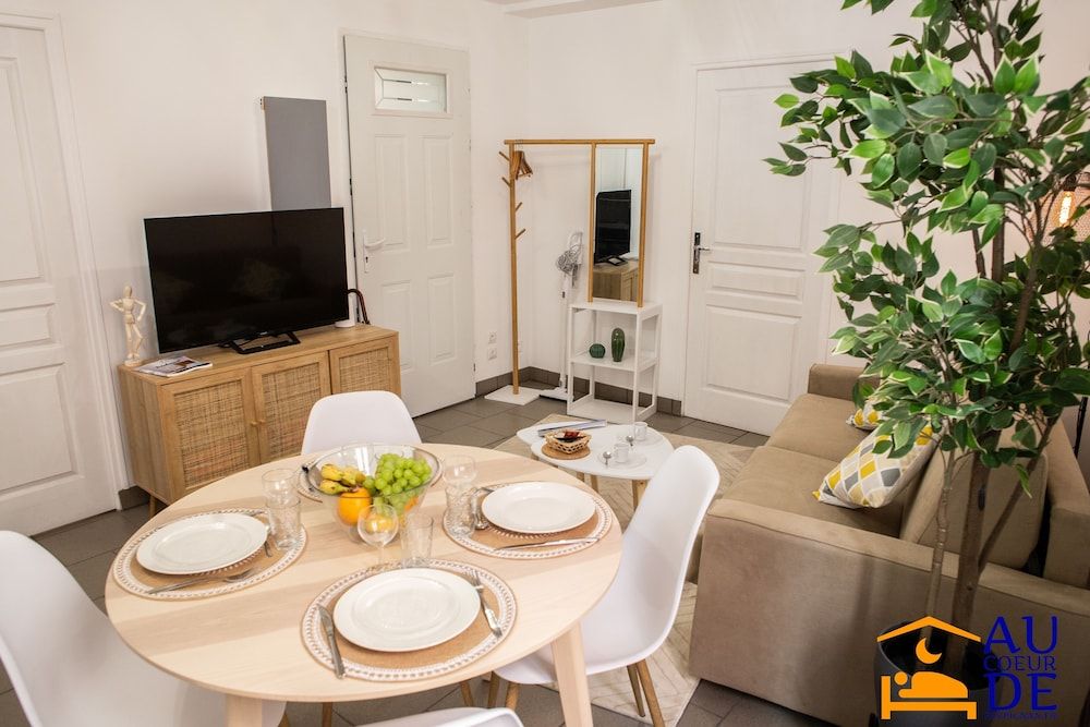 Au Coeur de Perpignan Standard Apartment, 1 Queen Bed with Sofa bed, Non Smoking, Private Bathroom - 1st floor 9