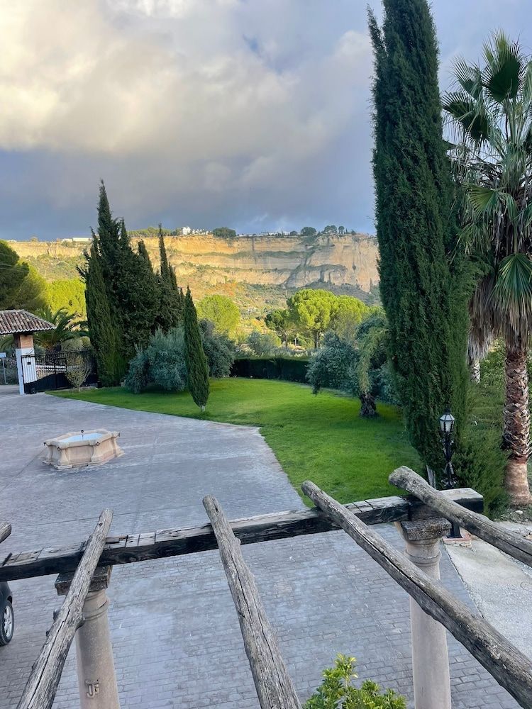 Hotel Rural La Hacienda de Ronda Comfort Double or Twin Room, City View 11