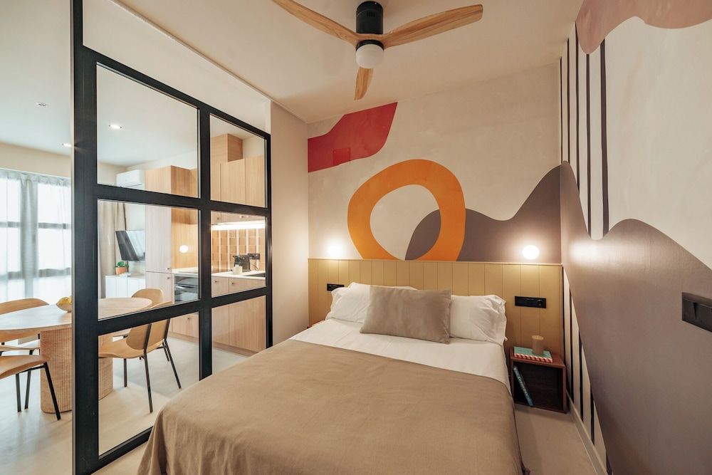 Superior Apartment, Courtyard View (Loft 5)