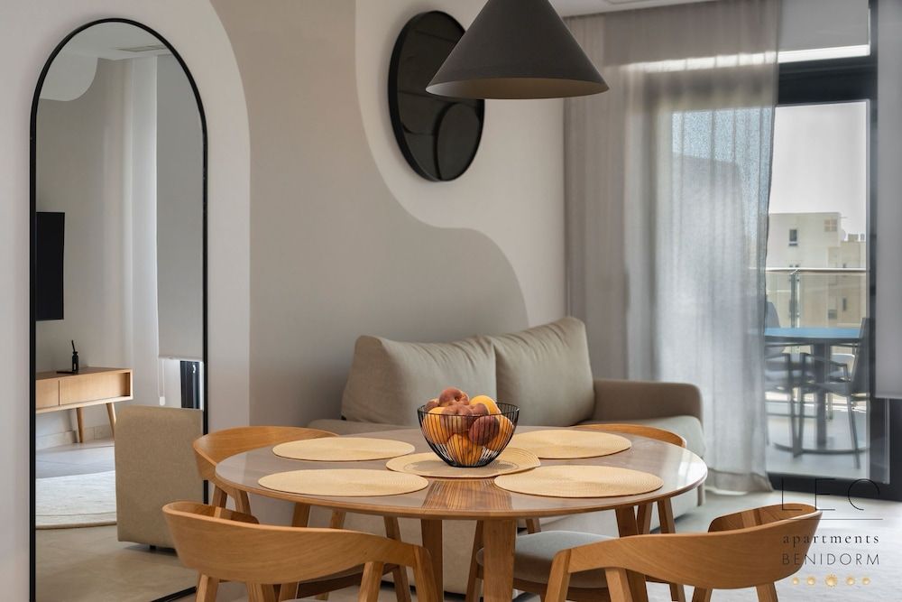 Sunset Cliffs Sea View Deluxe Apartment 10