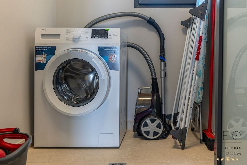 Sunset Cliffs Sea View Deluxe Apartment 15