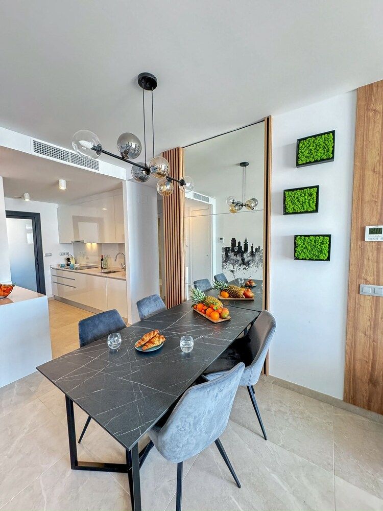 Sunset Cliffs Sea View Deluxe Apartment, Balcony, Beach View 14