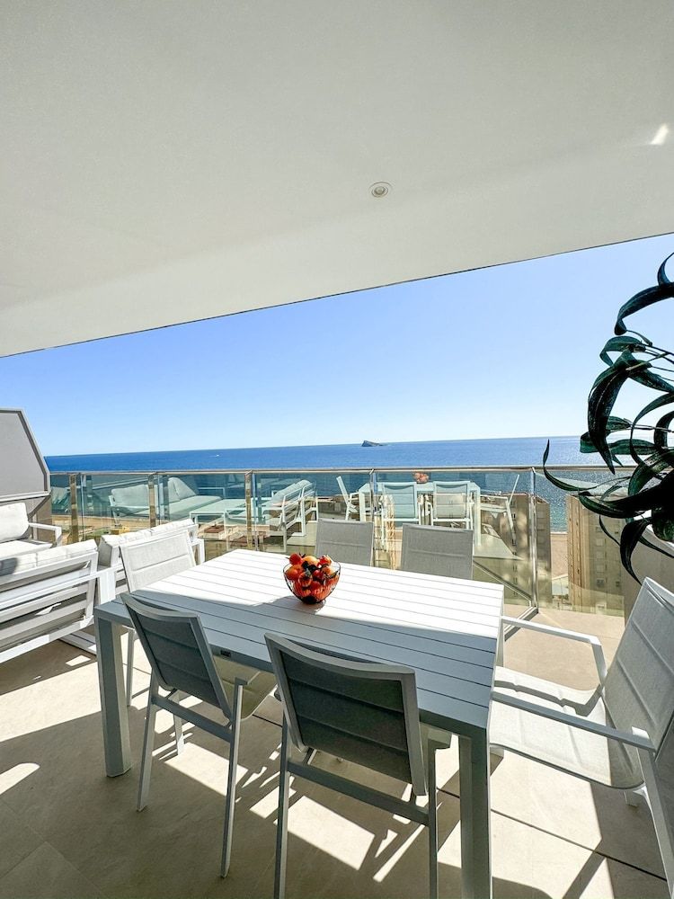 Sunset Cliffs Sea View Deluxe Apartment, Balcony, Beach View 16