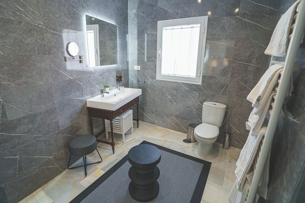 Hotel Boutique Palacio de la Duquesa Deluxe Double Room 11