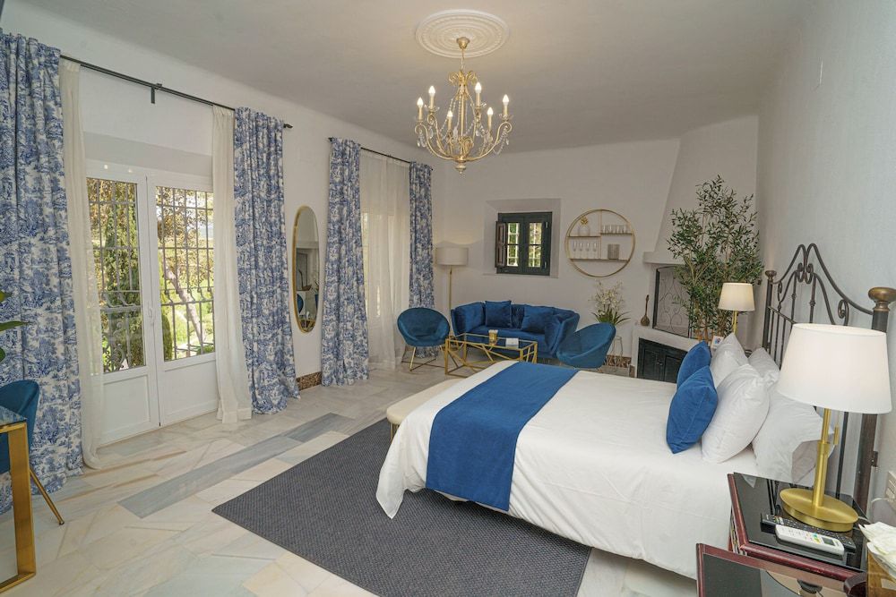 Hotel Boutique Palacio de la Duquesa Deluxe Double Room, Balcony, Garden View 9