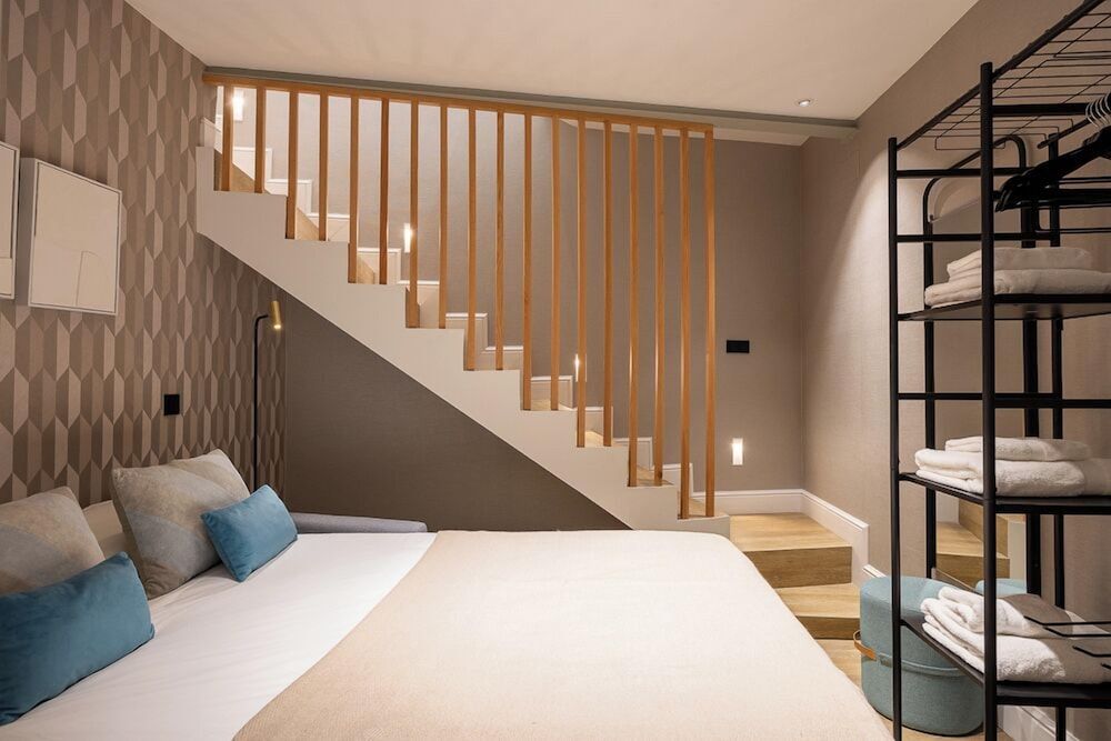 Edmond Vibes Puerta del Sol Deluxe Double or Twin Room 3