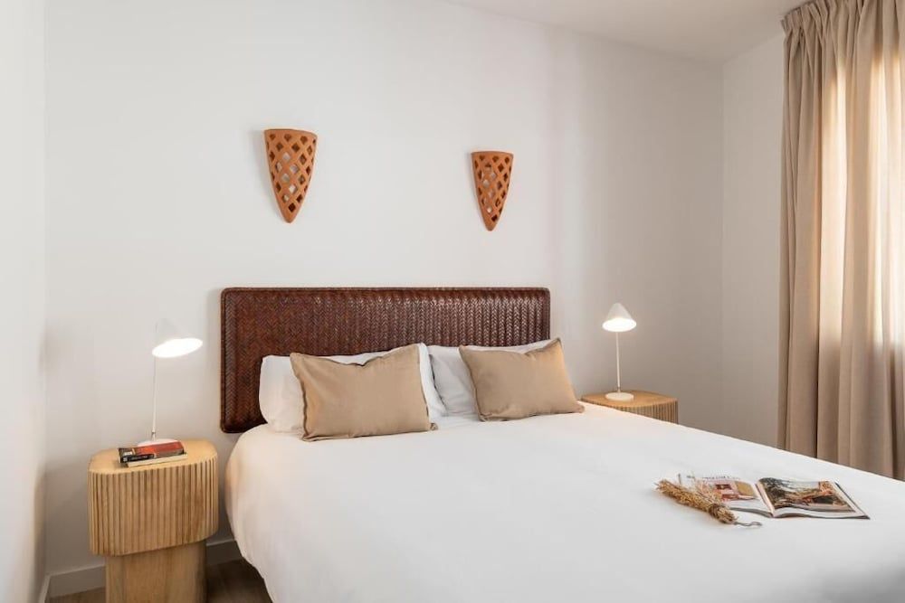 Calella Apartment by Olala Homes Apartment, Patio, City View 6