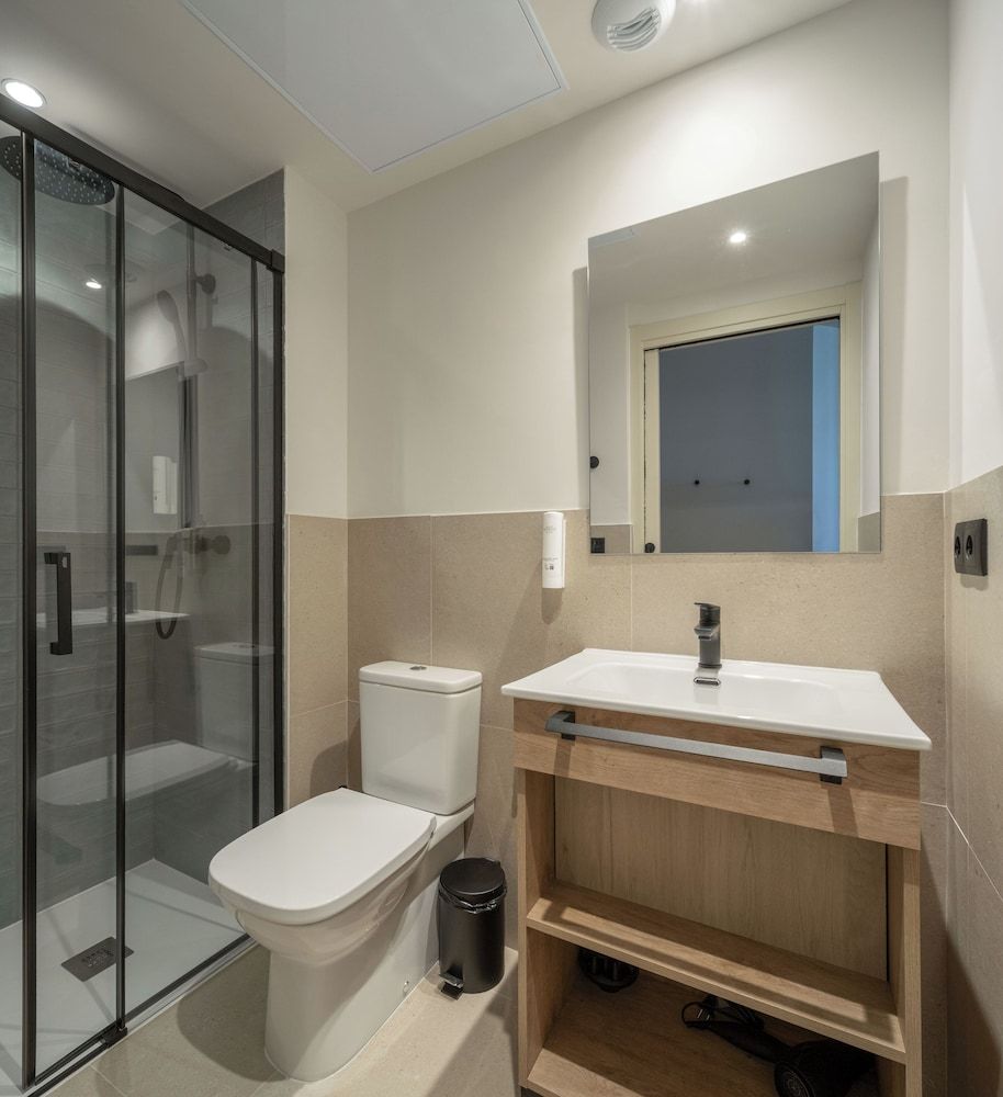 Líbere Pamplona Universidad Studio 10