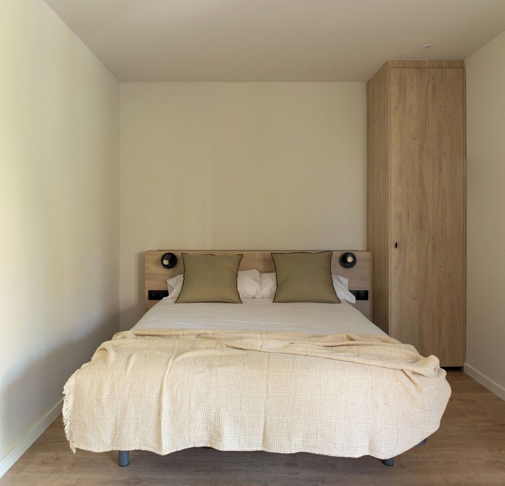 Líbere Pamplona Universidad Standard Apartment, 1 Bedroom, Terrace 3