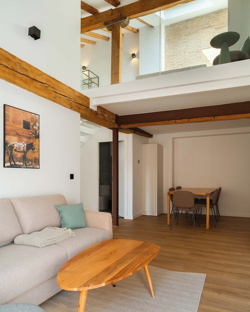 Limehome Pamplona Hilarión Eslava Two-Bedroom Apartment with Sofa Bed 11