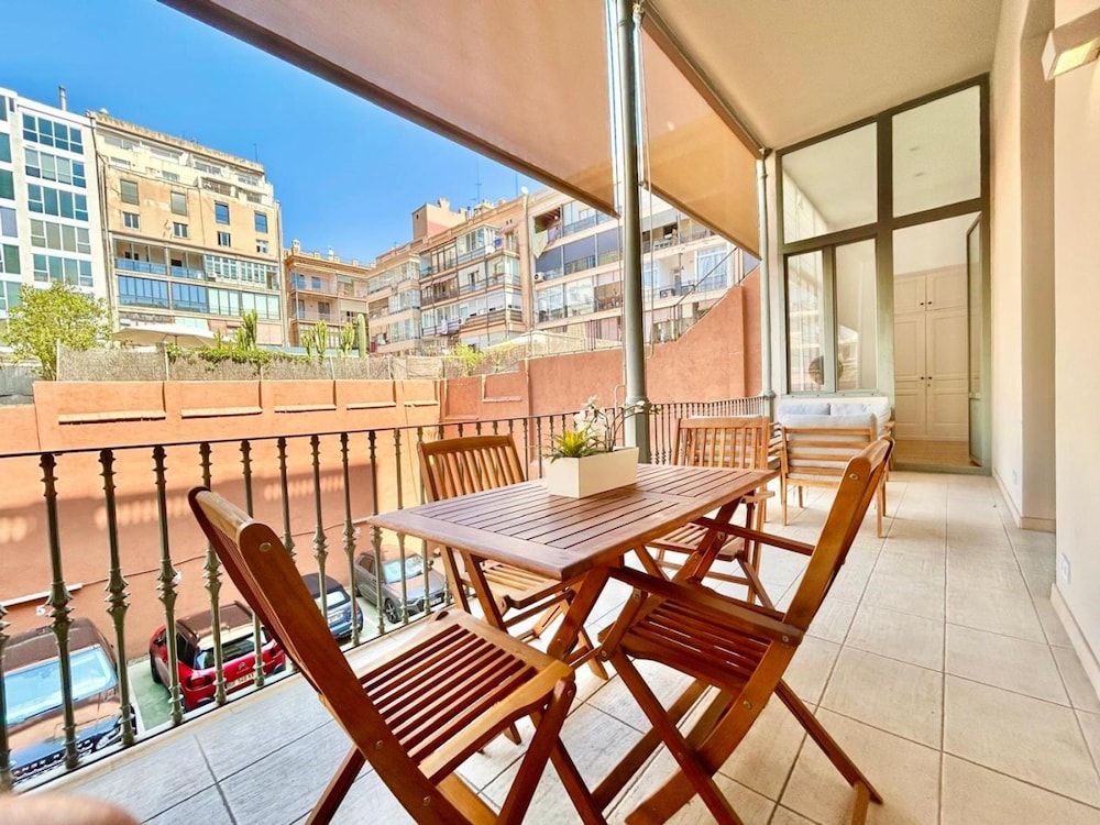 Designer s Three Bedroom Apartment With Terrace Apartment 25