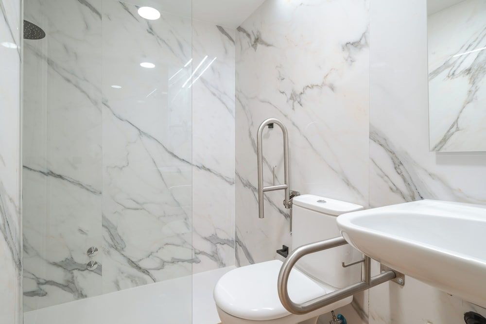 Limehome Benidorm Calle Major Comfort Queen Room wheelchair accessible 6