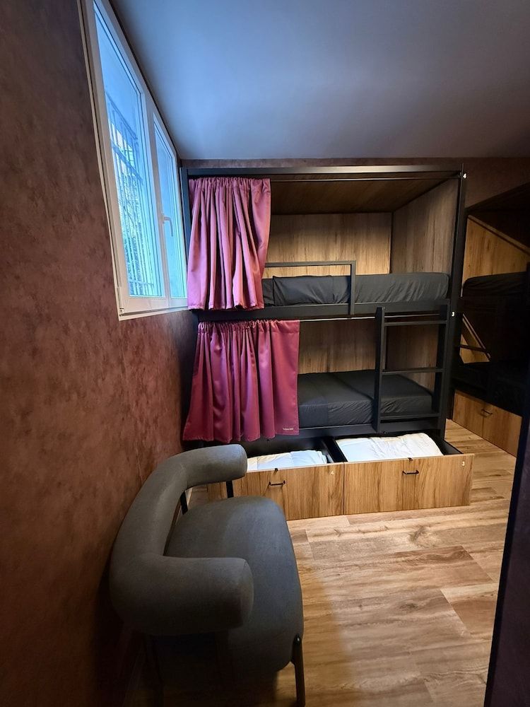 Deluxe Shared Dormitory