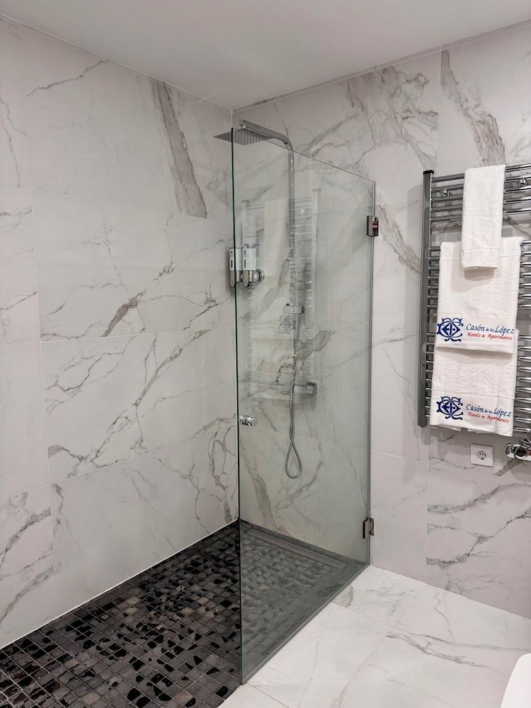 Hotel Boutique Casón De Los López Business Room, City View 9