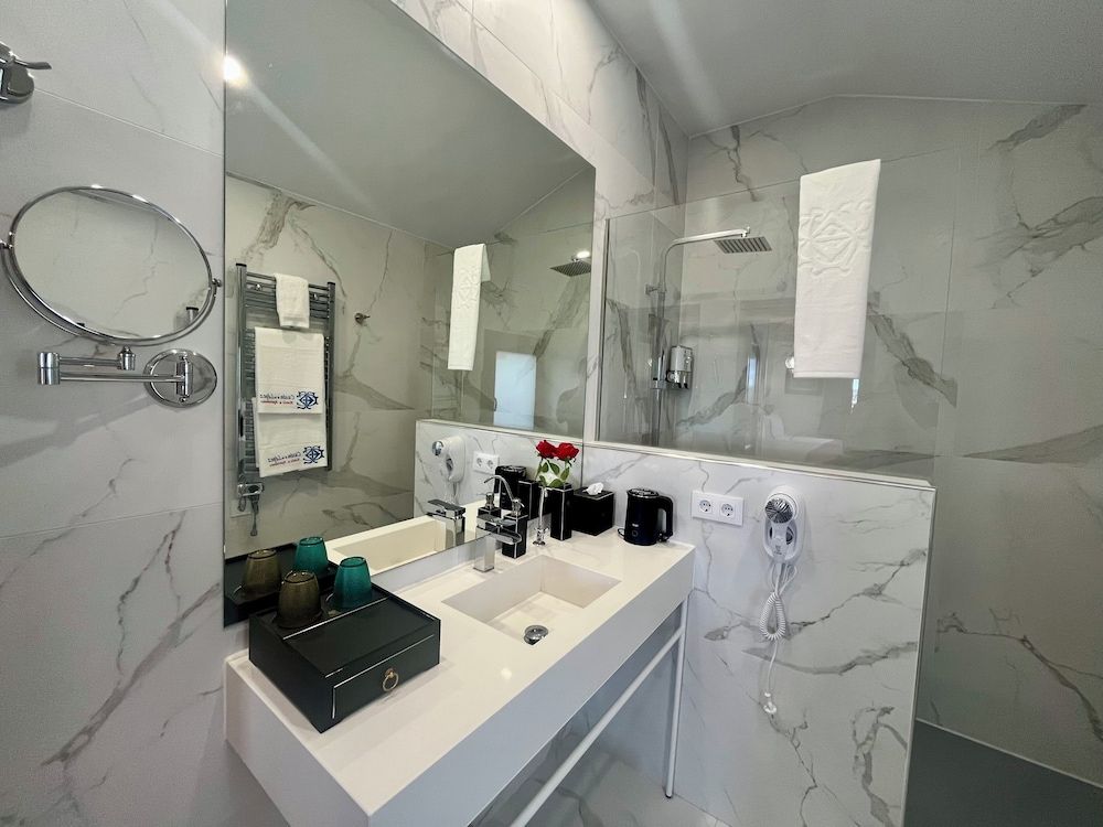 Hotel Boutique Casón De Los López Club Double Room, City View 18