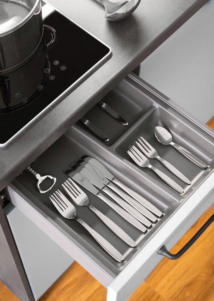 Limehome Madrid Calle de Bolivia Studio 5