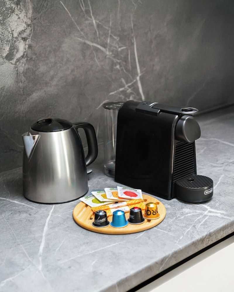 Limehome Madrid Calle de Bolivia Studio 6