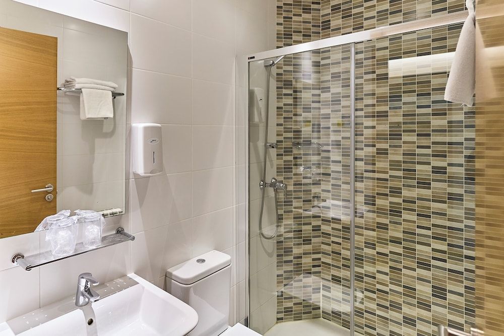 The Book Factory Hostel by gaiarooms Single Room 5