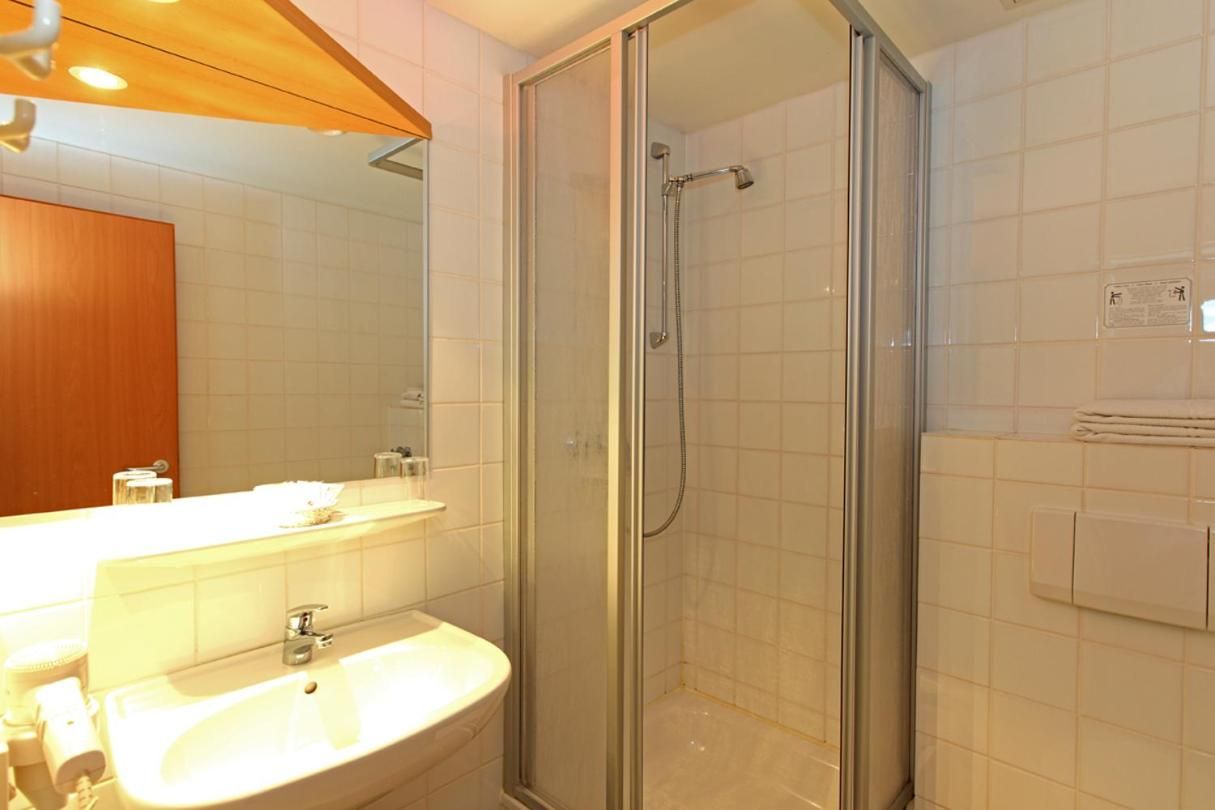Small Double or Twin Room