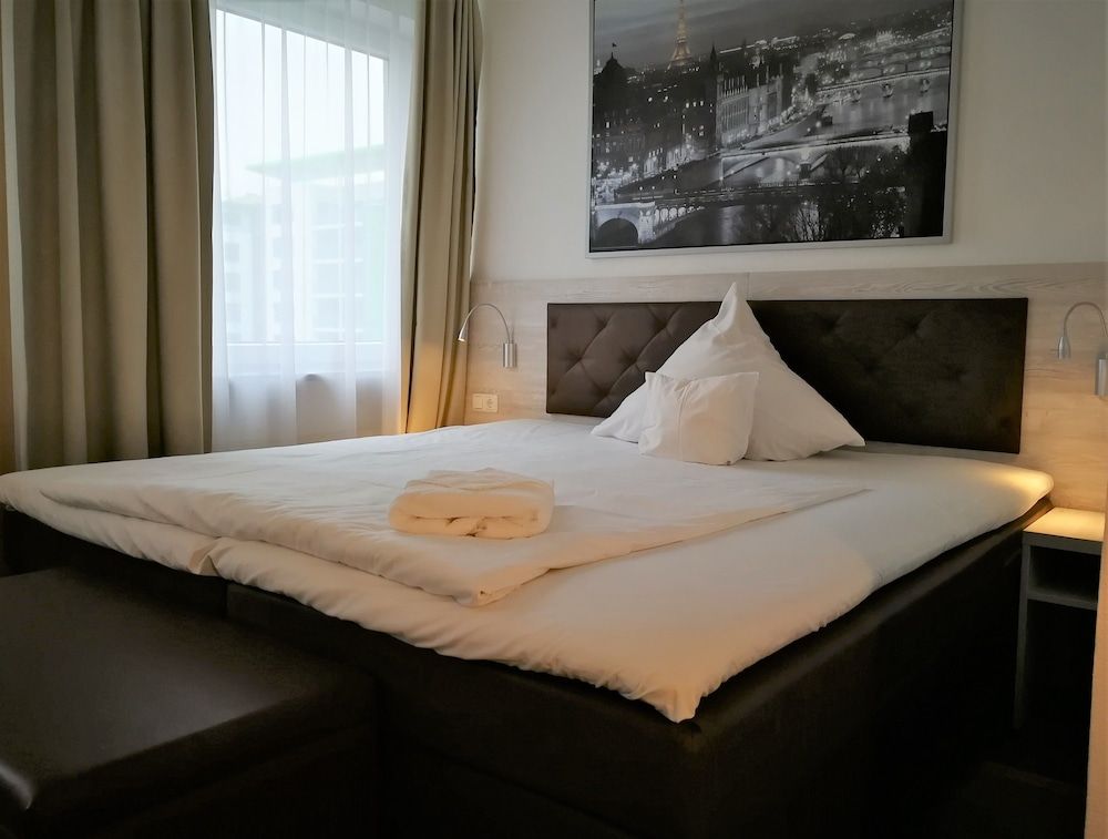 Classic Single Room