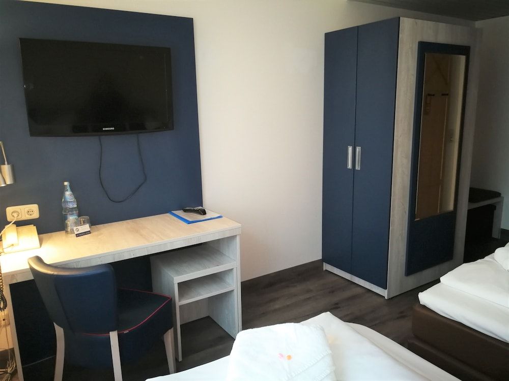 Hotel NearBy Standard Double Room 8