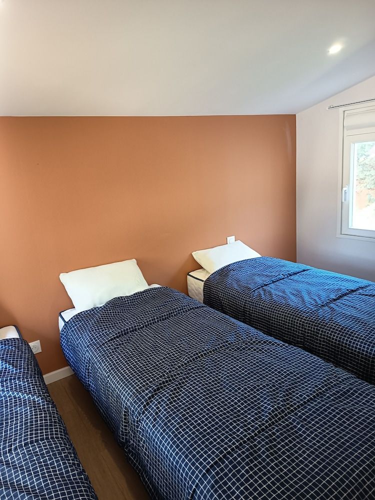 Superior Mobile Home, 4 Bedrooms