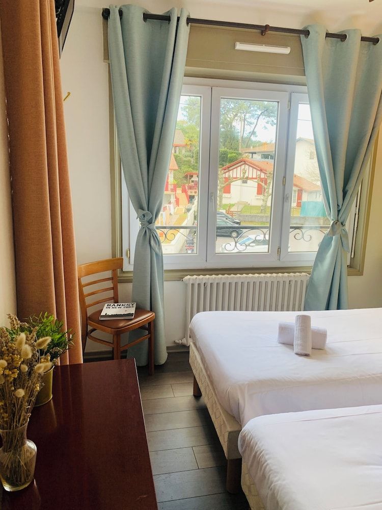 Hôtel Fine Standard Twin Room, City View 2