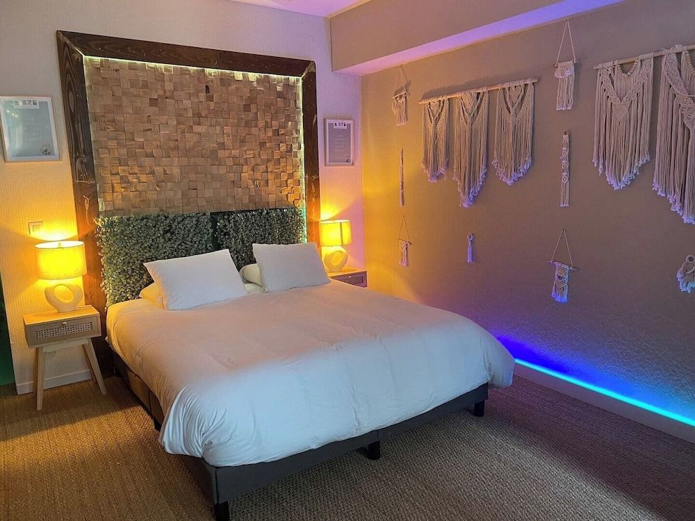 Jol Tourisme Comfort Room, City View 5