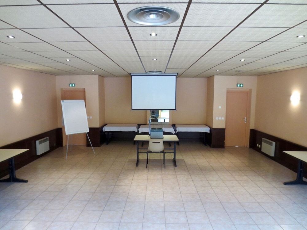 hotel residence Anglet Biarritz Parme Classic Double Room, Pool View 6