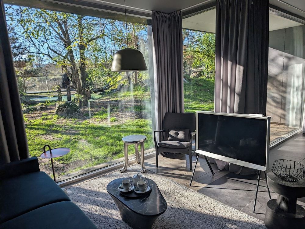 Night Experience By Zoo Bordeaux Pessac Lodge Tigre & Spa & Dîner - Access to the zoo 7