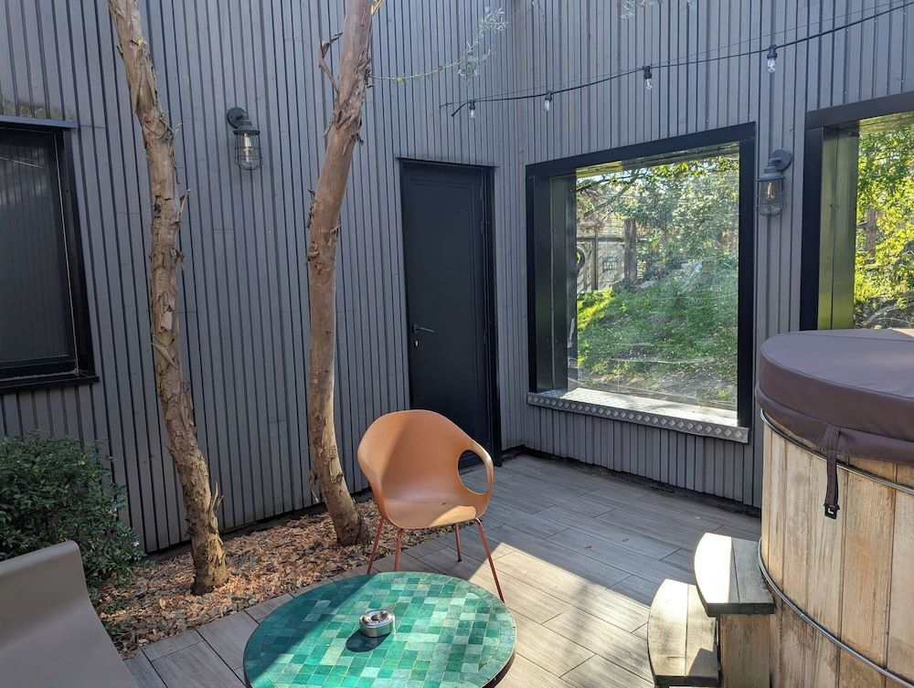 Night Experience By Zoo Bordeaux Pessac Lodge Tigre & Spa & Dîner - Access to the zoo 8