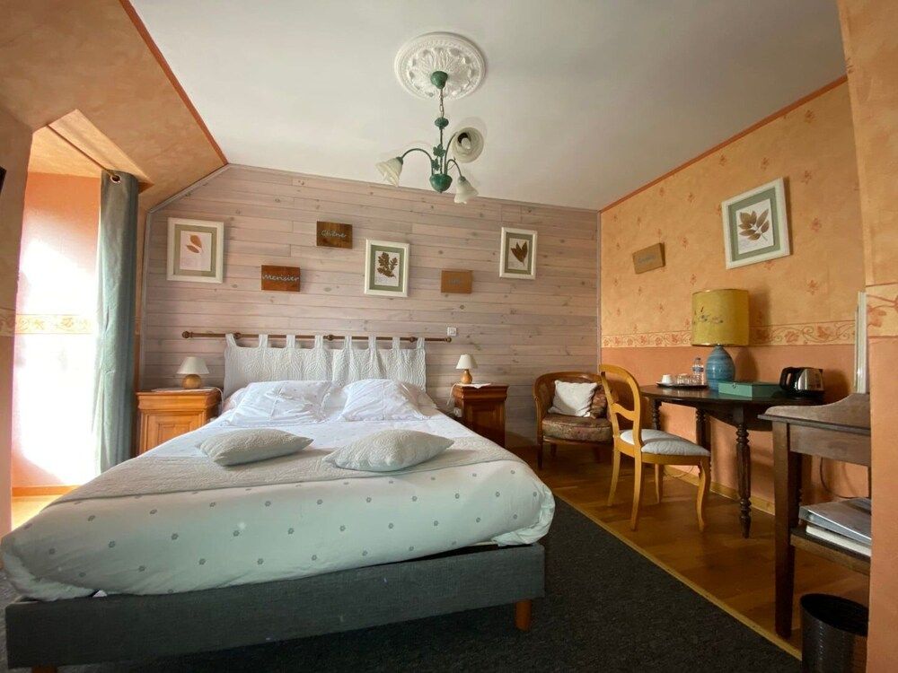 Classic Double Room, Garden View
