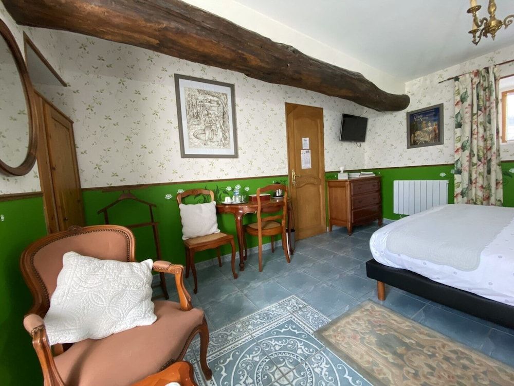 Classic Room, Garden View