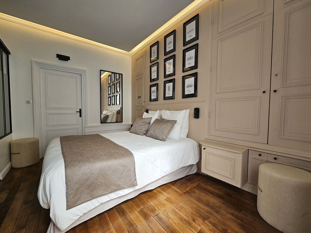 La Maison V.H., Appartements d'Hôtes Luxury Apartment, Accessible, Private Bathroom (Rdc A) 6