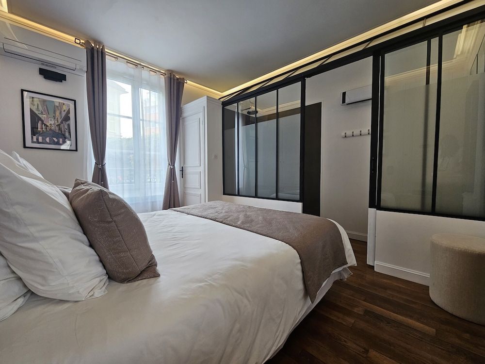 La Maison V.H., Appartements d'Hôtes Luxury Apartment, Accessible, Private Bathroom (Rdc A) 2