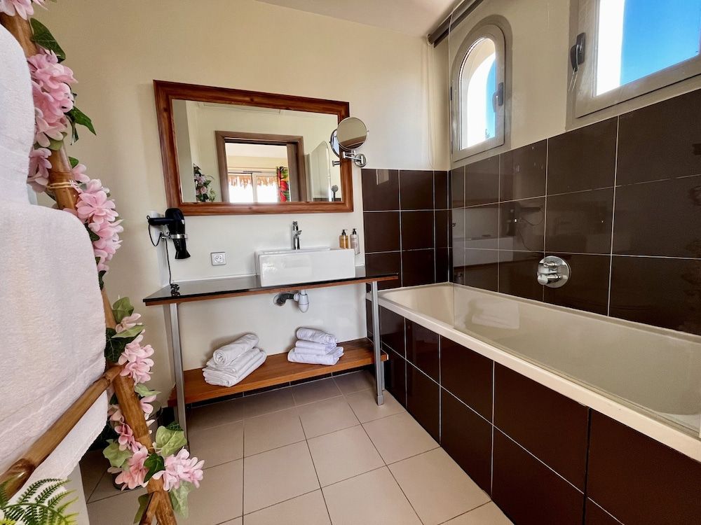 Faré de La Vahiné 3 Pièces Mandara Beach Apartment, Garden View 11