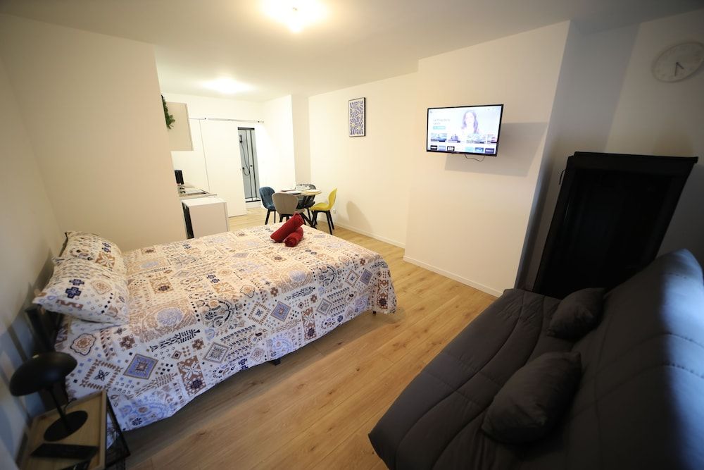 Family Apartment, Garden View